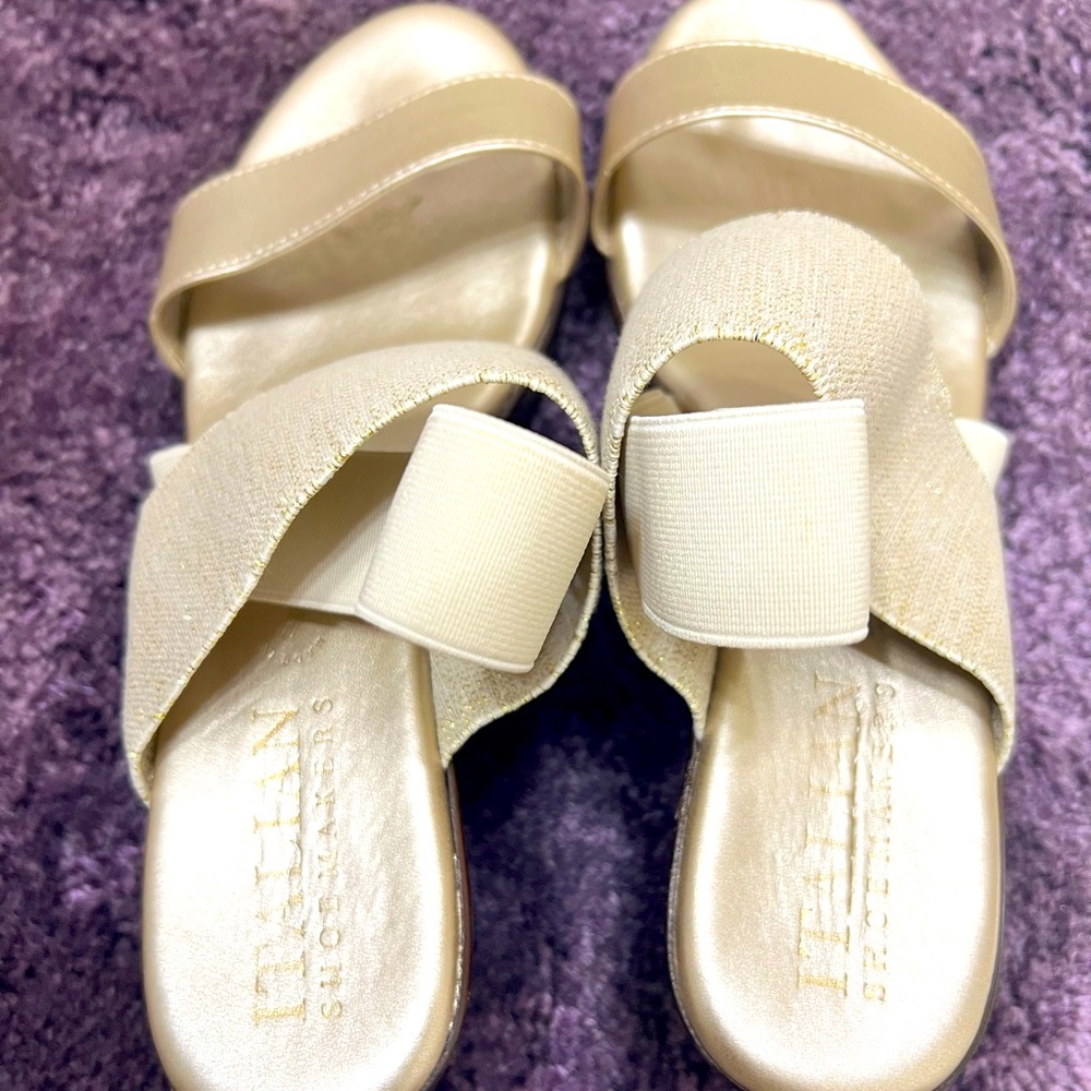 Bling-y Gold Italian Shoemakers Ladies Sandals